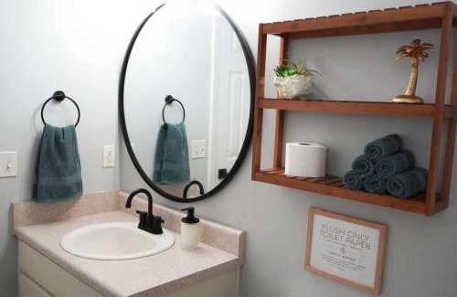 Navarre Casa | 5 Min To Navarre Beach Patio Cute Design Kitchen