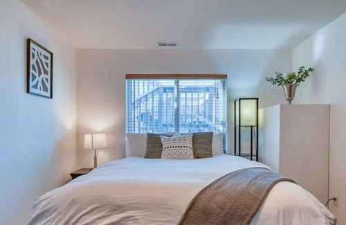 Gleneagle Condominio | 5 Min to USAFA- Private 3 Bdr basement apartment