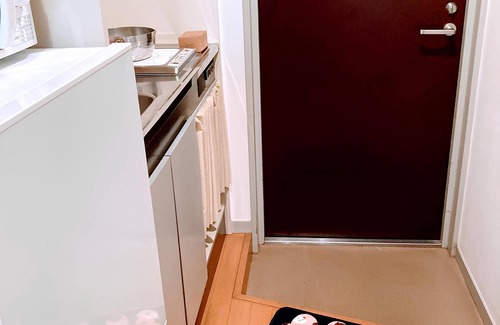 Ebisu Apartamento | 5 min walk to Hiroo, 10 min to Ebisu, 15 min by train to Shibuya and Ginza.