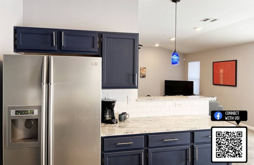 West San Antonio Casa | 5 mins or less to Sea World! BMT Family Getaway, BBQ & firepit! 3b/2bth