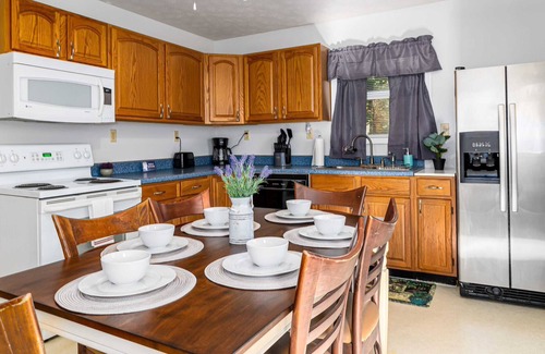 Mount Jackson Cabina | 5 Mins to Bryce Resort! Mnt Life - Cozy Cabin