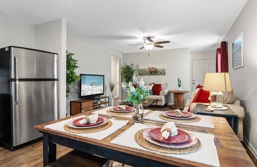 Willis Casa | 5 Mins to Lake Conroe & I-45, Unwind & Explore