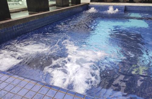 Kempas Apartamento | 5 mins to MidValley Netflix 3Bedroom