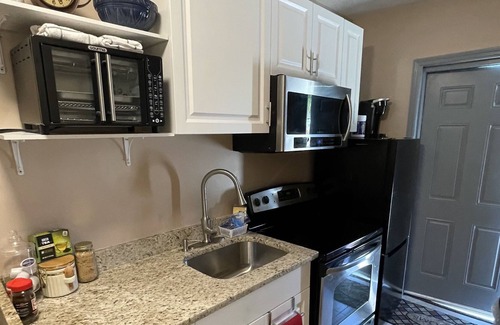 Pine Hills Apartamento | 5 Mins to the fairgrounds! 2/1 Cozy private home
