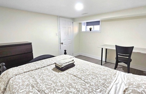 Trinity - Bellwoods Casa | 5 MINS WALK TO TRINITY BELLWOOD PARK! 2 bedroom downtown Toronto