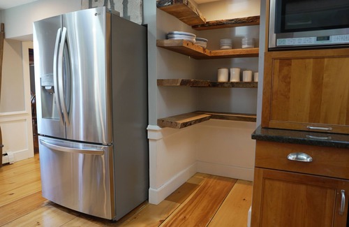 Gloucester Casa | 5 minute walk to Beach, Stage Fort Park, and Gloucester Promenade!