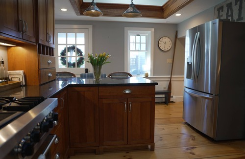 Gloucester Casa | 5 minute walk to Beach, Stage Fort Park, and Gloucester Promenade!
