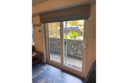 The Strand Apartamento | 5 Minute Walk to the Beach from your Studio