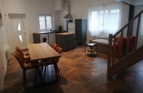 Saints Casa | 5 minutes from Coulommiers and 25 minutes from Disneyland Paris