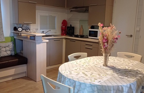 Saint-Augustin Casa | 5 minutes from the beach! Spacious mobile home with covered terrace