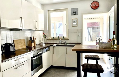 Metzingen Condominio | 5 minutes from the OUTLET Large XL vacation business city family apartment for 6 guests