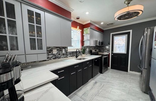 Hillcrest Heights Casa | 5 minutes from Washington DC 3 bedrooms 2 bath single family home with driveway
