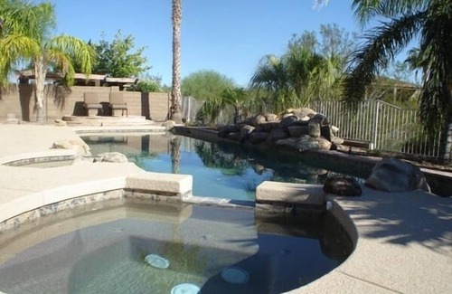 Tatum Vista Casa | Sólo piso, renovado a techo, a 5 minutos del Desert Ridge