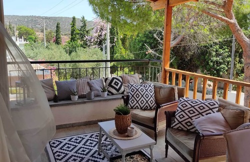 Ormos Agiou Ioannou Casa | 5 minutes sea sand beach ,30 minutes Athens Airport owners transfers & tours