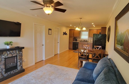Nauvoo Apartamento | 5 Minutes to Downtown Nauvoo - Great Spot for Young Families - Some Stairs