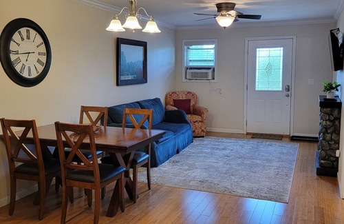 Nauvoo Apartamento | 5 Minutes to Downtown Nauvoo - Great Spot for Young Families - Some Stairs