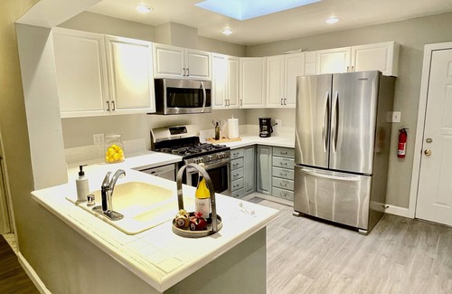 Livermore Casa | 5 minutes to Downtown Livermore - Cozy home