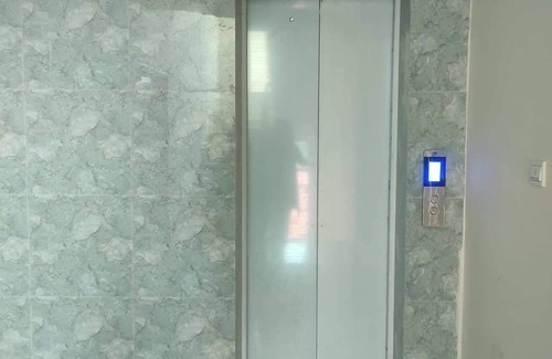 Mirpur Casa | 5 minutes to Mirpur Cricket Stadium! Family sized condo with varanda