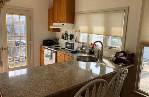 Somers Point Casa | 5 Minutes to Ocean City, Somers Point Bars and Margate!