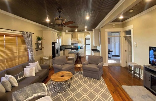 Florence Casa | 5 minutes to the TN River, Boating, Fishing, Loving everday! Cozy Music House!