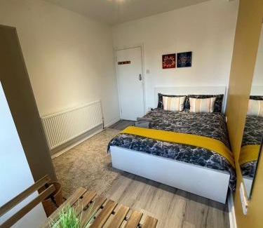 Mapesbury Casa | 5 minutes to Wembley Rooms