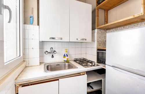 Barona Apartamento | 5 Minuti dai Navigli - WIFI GRATIS - Monolocale ben servito
