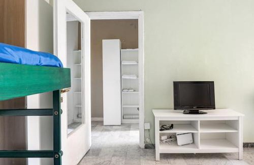 Barona Apartamento | 5 Minuti dai Navigli - WIFI GRATIS - Monolocale ben servito