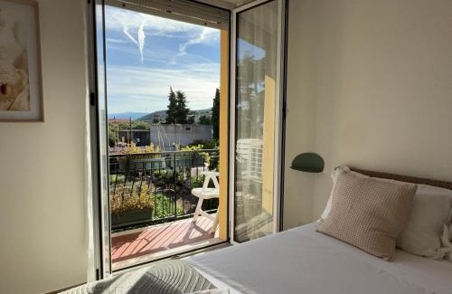 Ceriale Apartamento | 5 minuti dal mare - Relax con Fresco Balcone