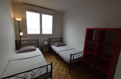Gambetta Apartamento | 5 mn (450 m) walk Metro/La Defense/Netflix/Parking