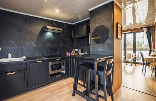 Sandrancourt Alquiler De Eote | 5*: Nid d'amour sur l'eau avec Jacuzzi (40' Paris)