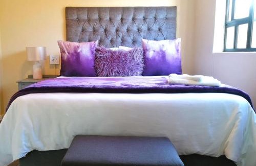 Quigney Beach Casa | 5 on Jameson Guesthouse