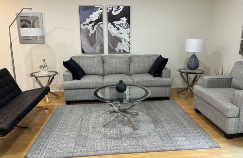 Downtown Apartamento | 5. Outstanding Apt 2-bd, 2Bath, Tree-top views