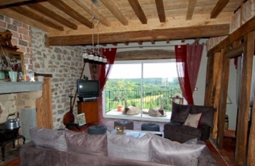Vieux-Chateau Cabaña | 5-person gites with Jaccuzzi access at the Maison d'Hôtes