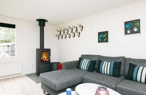 Sundstrup Casa | 5 person holiday home in Højslev