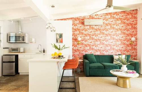 Tahquitz River Estates Casa | 5 Private Rooms Sleeps 14 Wesley Studio Buyout