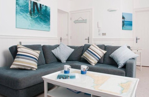 Chillington Cabaña | 5 CASA DE PROSPECTOS, ideal para familias, con piscina en Hallsands, Ref 995111