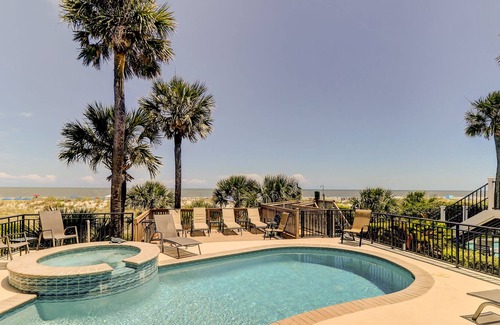 North Forest Beach Villa | 5 Roadrunner