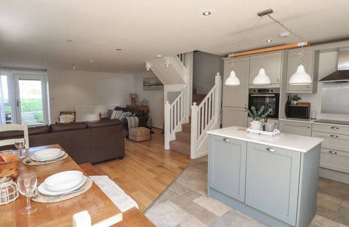 Newborough Cabaña | 5 STAD CLYNNOG, pet friendly, with a garden in Niwbwrch (Newborough)