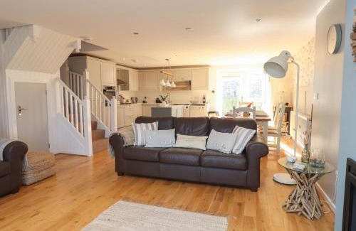 Newborough Casa | 5 Stad Clynnog