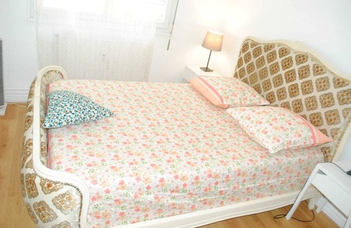 Parc aux lievres Apartamento | 5 star 🌟 1-bedroom apartment with AC, WiFi, balcony,