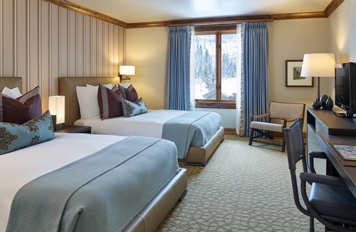 Vail Complejo | 5 estrellas, 2br + den Luxury Residence en el Sebastian en el centro de Vail Village
