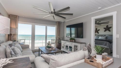 Gulf Lagoon Beach Apartamento | 5-STAR BEACHFRONT D505 - Total Remodel - Nov & Dec Snowbirds Welcome!