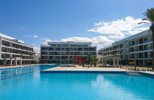 Trikomo Apartamento | 5 star Courtyard hotel