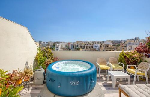 Msida Apartamento | 5 Star Delux Sky-Sea Marina Penthouse - Stunning SeaViews and Prime Location