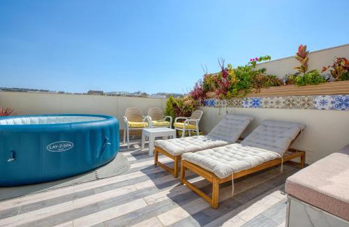 Msida Apartamento | 5 Star Delux Sky-Sea Marina Penthouse - Stunning SeaViews and Prime Location