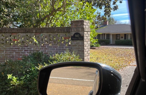 Clarksdale Casa | 5 Star Living in the BirthPlace of the blues! 6 BR, 2 BA, Pool, Gym, Sauna