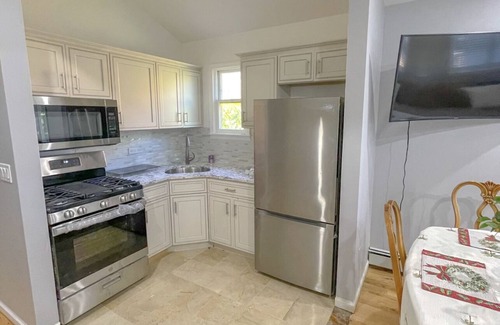 East New York Apartamento | 5-Star Lovely 2BR 2BTH Duplex Max 5 ppl