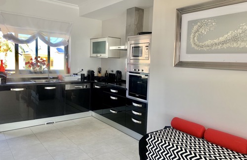 Porto de Mos Apartamento | APARTAMENTO DE 5 * ESTRELLAS CON VISTA AL MAR- Junto a la playa, 2 piscinas, sauna, jacuzzi, jacuzzi, gimnasio