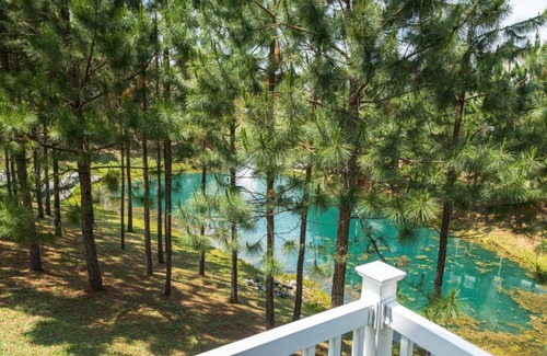Lackey Cabaña | 5 Star Resort in Historic Williamsburg VA, with couples & family activities.