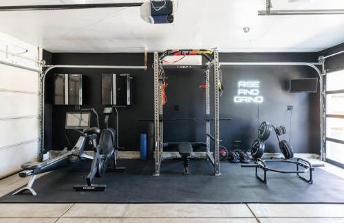 Thornton Casa | 5 Star Retreat With A Gym And APrivate Office